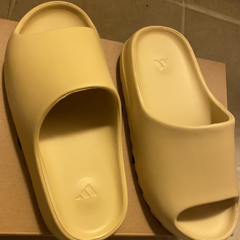 Yeezy Slides